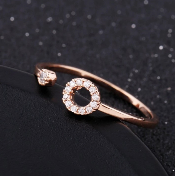 NEW 18k Rose Gold Diamond Circle Adjustable Ring - Picture 4 of 6